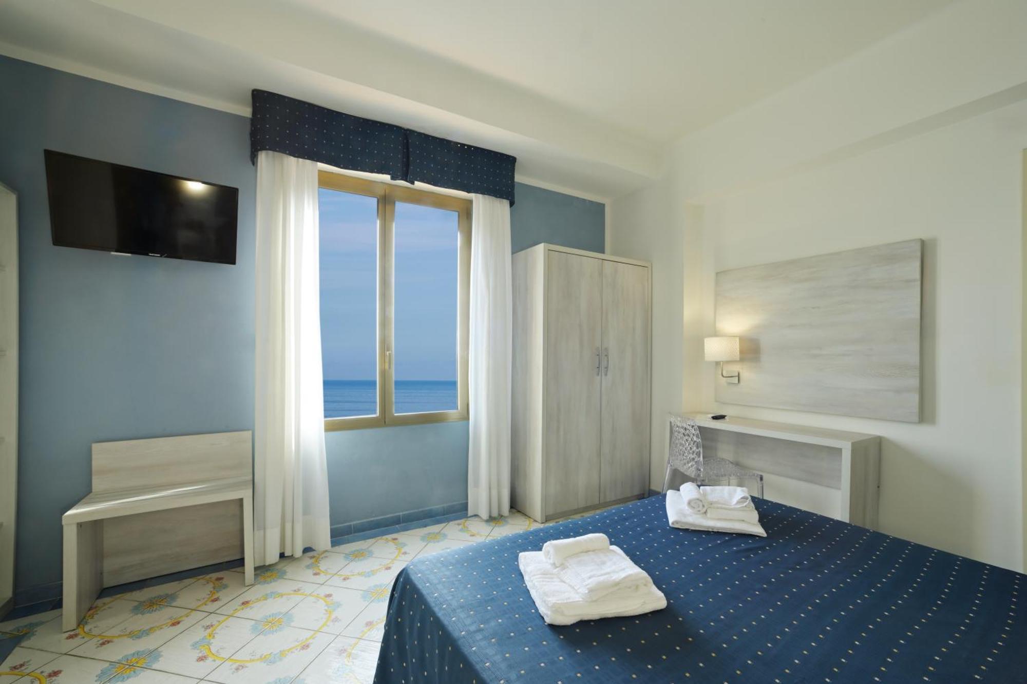 Hotel Delfino ライグエーリア エクステリア 写真