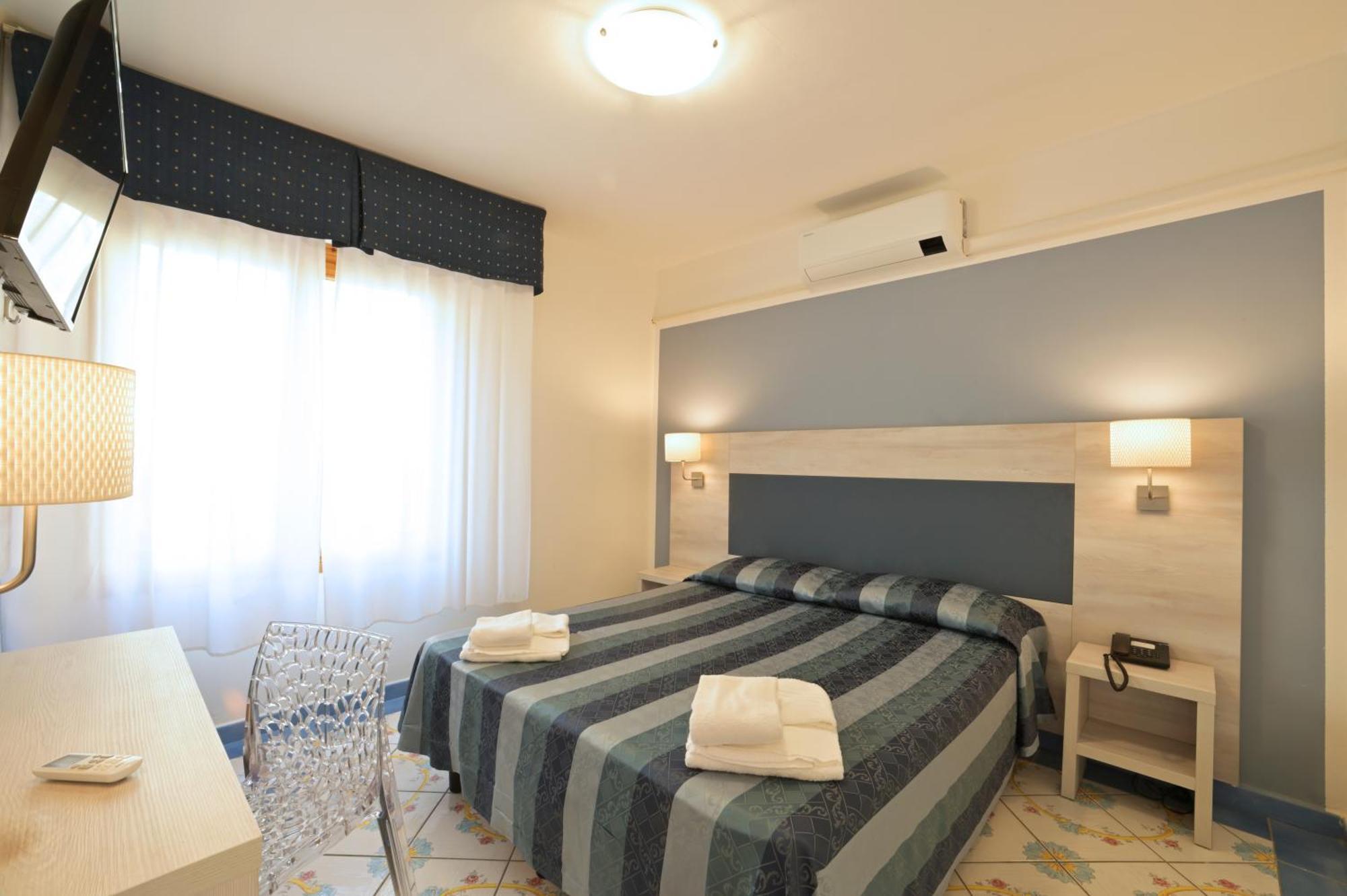 Hotel Delfino ライグエーリア エクステリア 写真