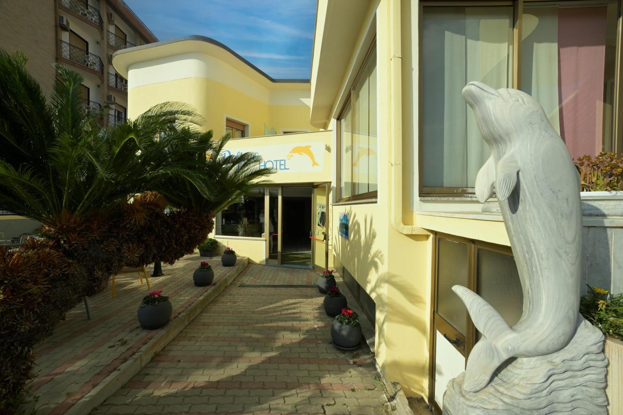 Hotel Delfino ライグエーリア エクステリア 写真