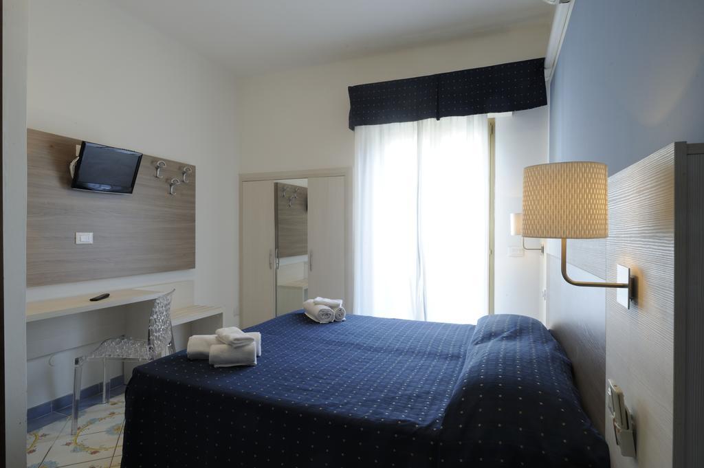 Hotel Delfino ライグエーリア エクステリア 写真