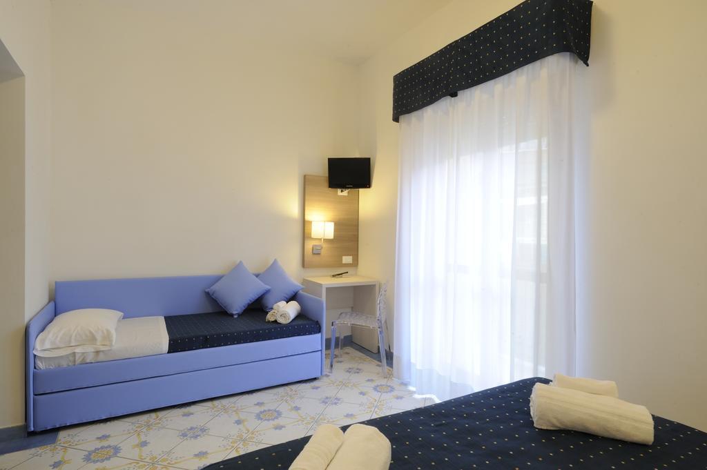 Hotel Delfino ライグエーリア エクステリア 写真
